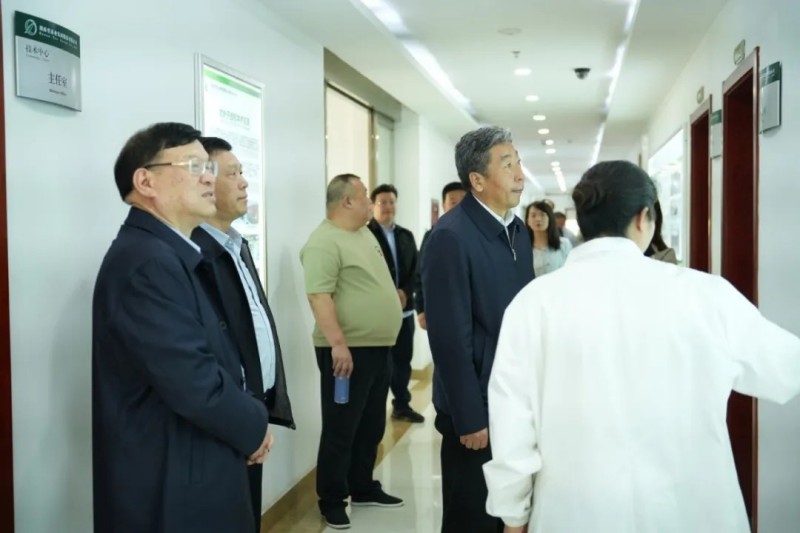 山西省供銷合作社聯(lián)合社黨組書記、理事會(huì)主任高建軍一行蒞臨公司調(diào)研指導(dǎo)